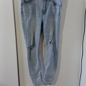Seven7 Women's Light Blue Ripped Skinny Jeans